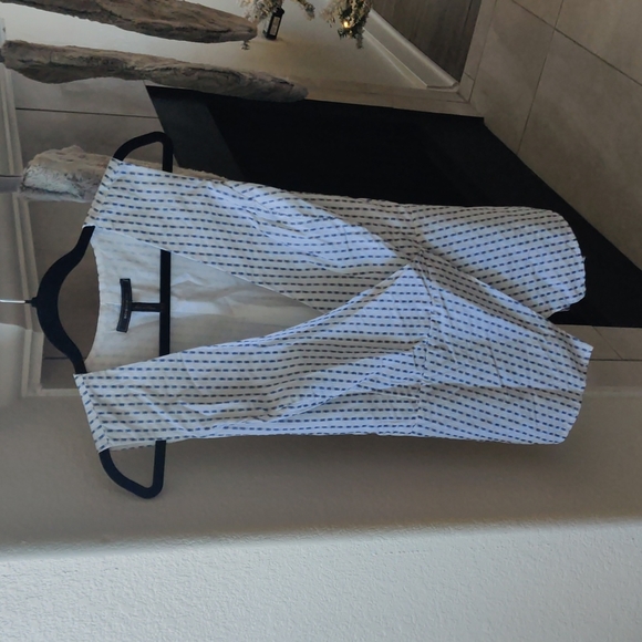 BCBGMAXAZRIA Womens Striped Knot-Front Tank Top - Picture 6 of 7